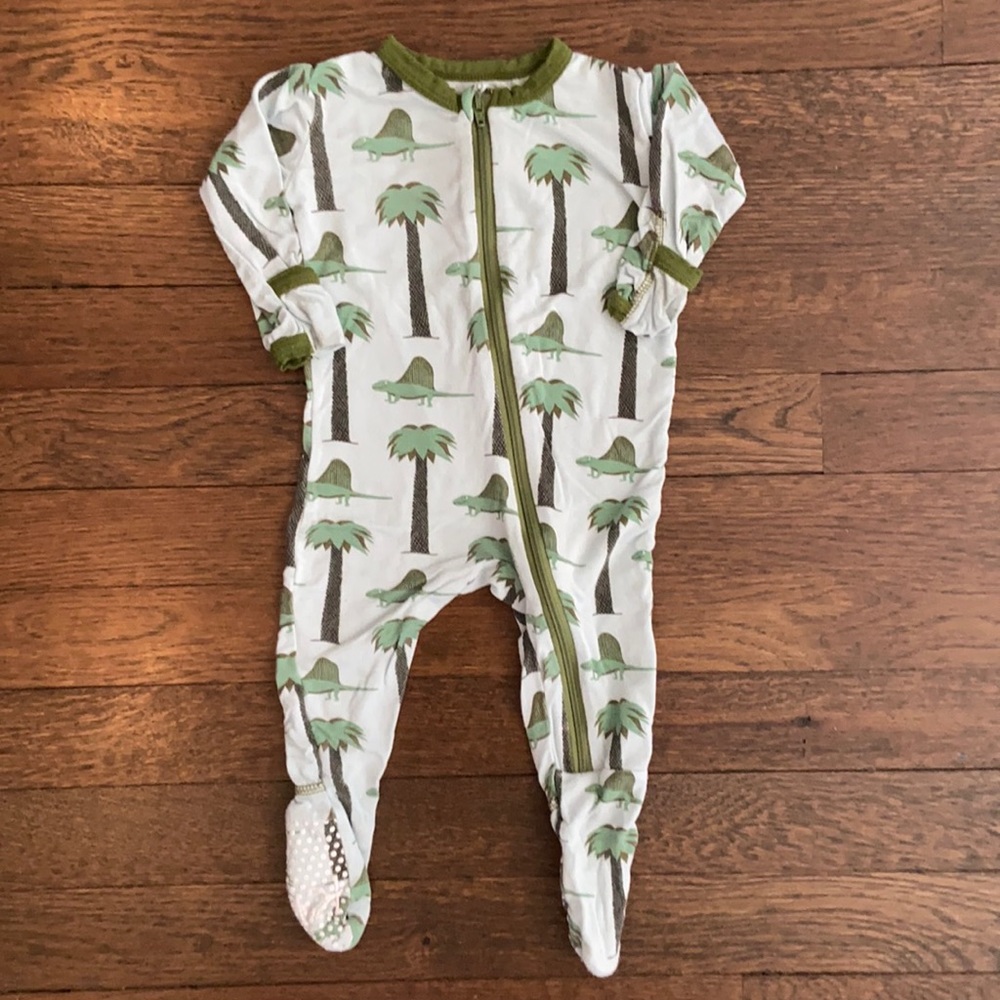 KicKee pants outfit